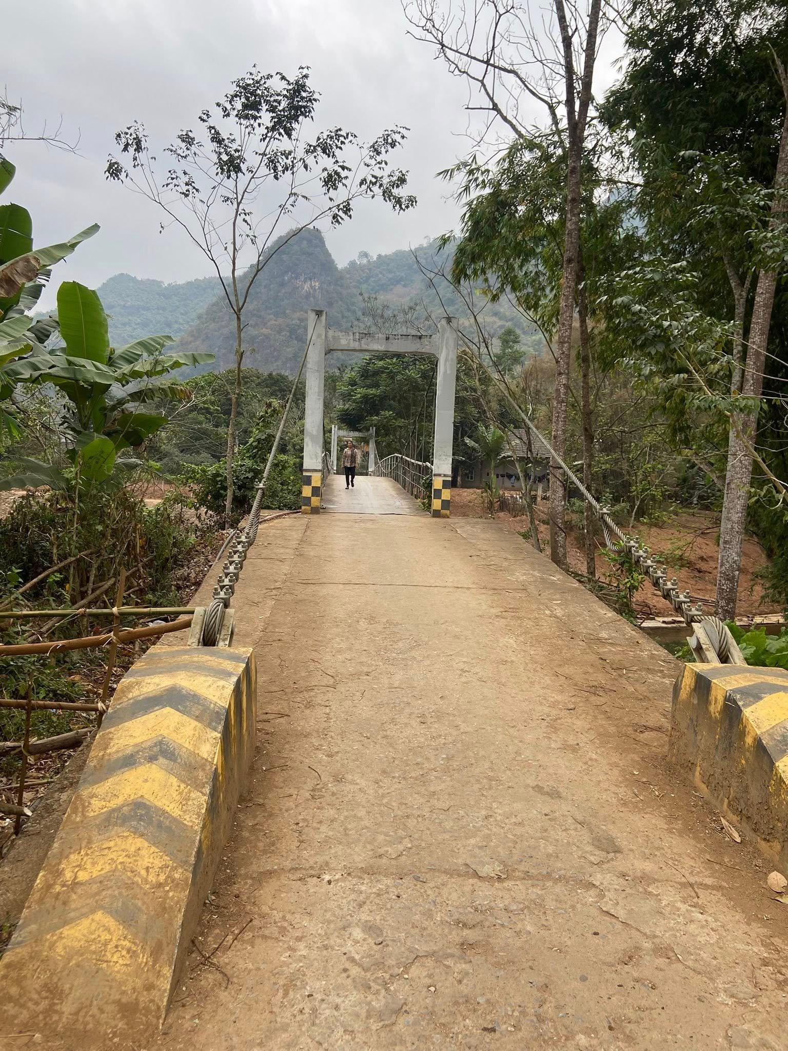 E-Bike Cycling Tour: Hanoi - Ba Be - Ha Giang 7 Days